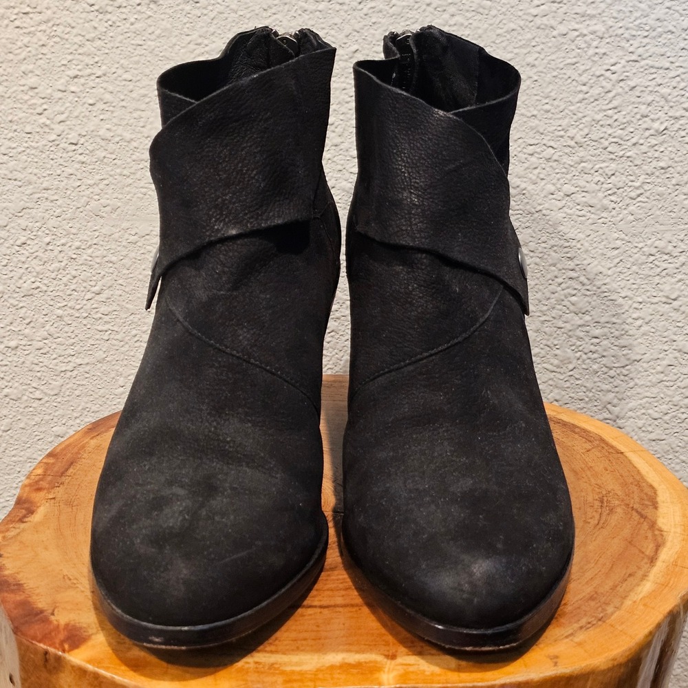 Eileen Fisher Womens 7 Black Leather Wrap Tag Ankle Boots Wedge Heel Back Zip - Picture 2 of 11